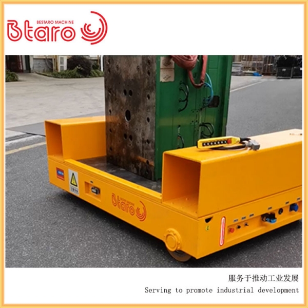 無(wú)軌平車模具運(yùn)輸