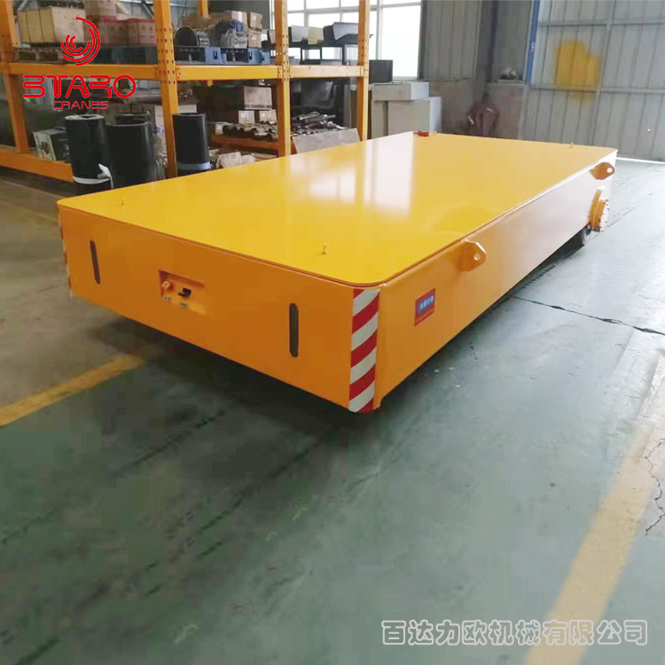 蓄電池?zé)o軌車
